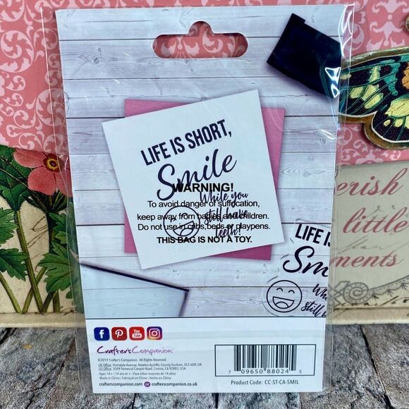 Crafter's Companion Clear Acrylic Stamp NWT Life Is Short 1 Piece Handmade Cards - Picture 3 of 3